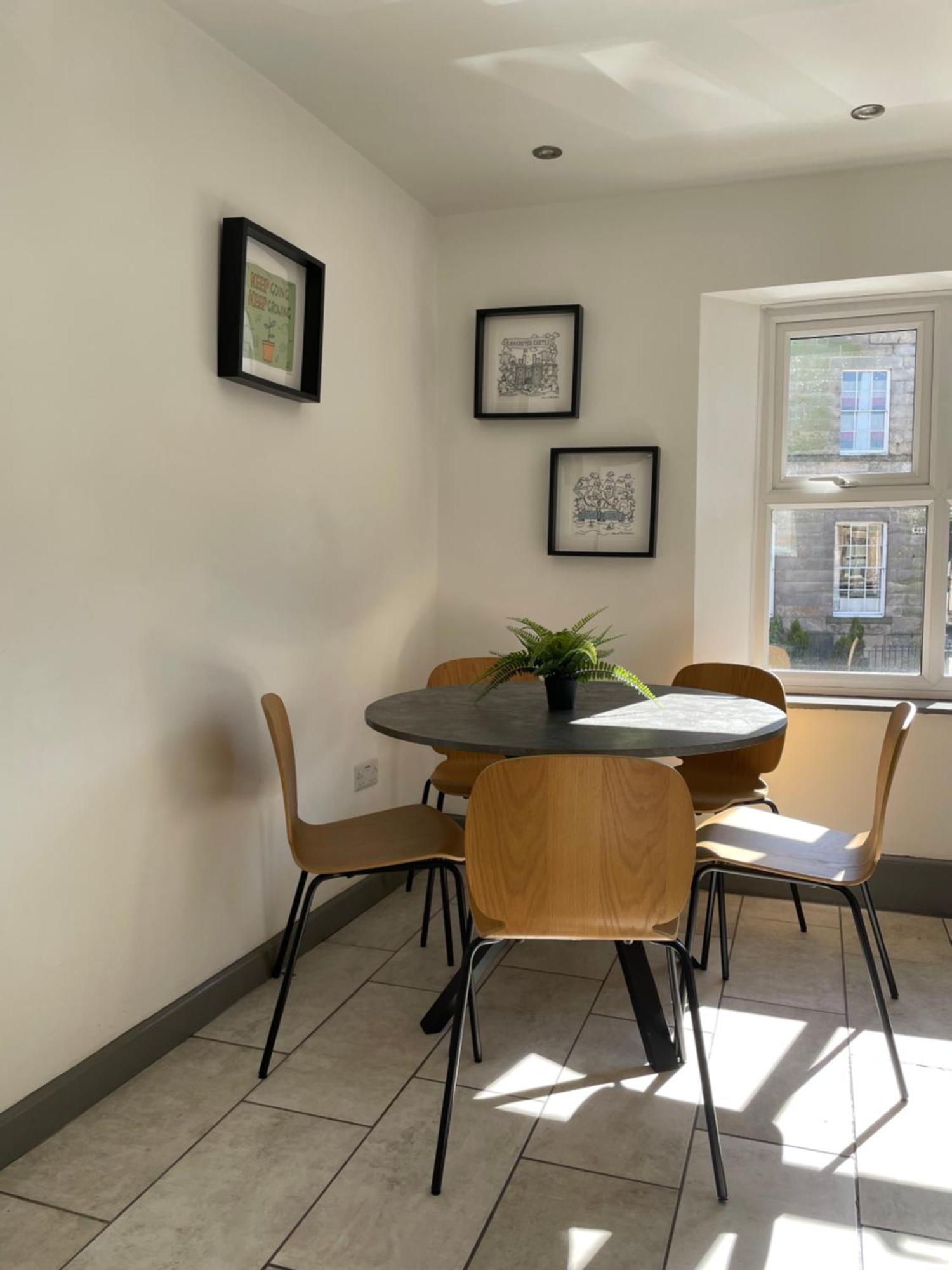 Spacious City Centre Property Ланкастер Экстерьер фото